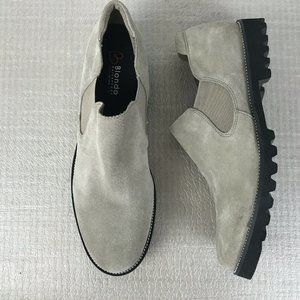 Blondo Robin Loafer Flats Beige Waterproof Suede Booties Sz 10 N/M (NWOT)